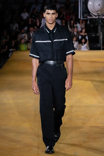 Look 34